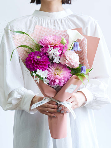 ダリアの花束M