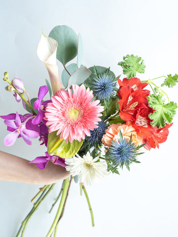 フローリストのおまかせ花束  8~10本