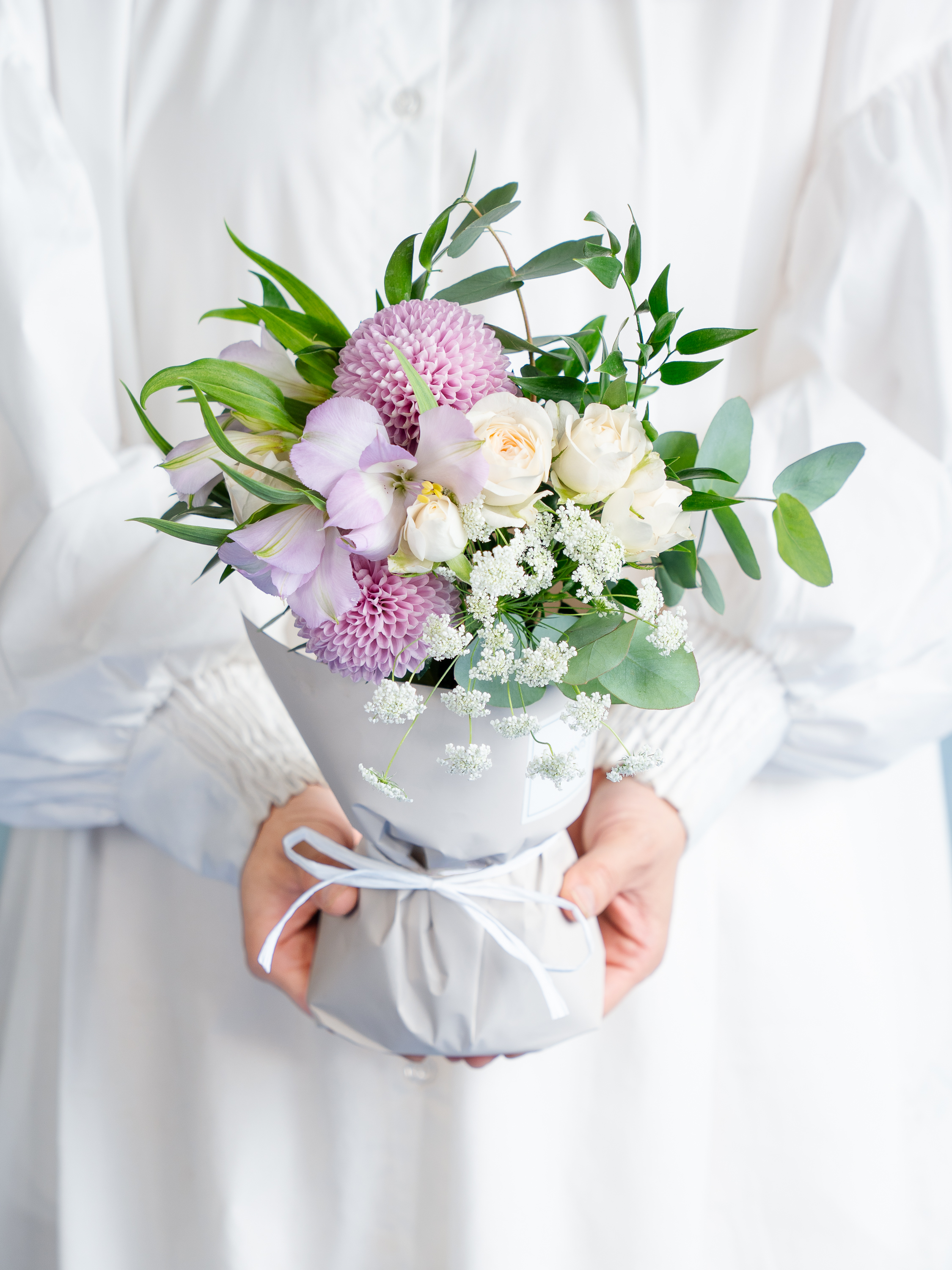 【お供え用】そのまま飾れる花束 M　- パープル -