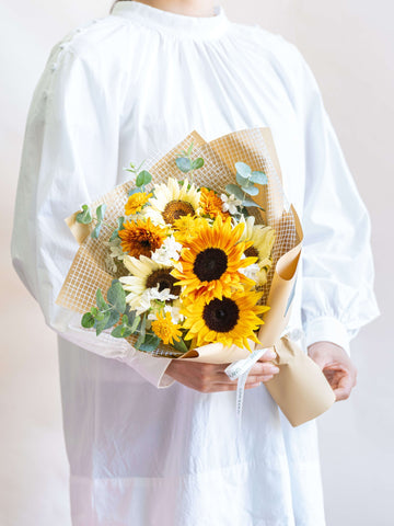 【7月の誕生花】絵画のようなひまわりの花束 M