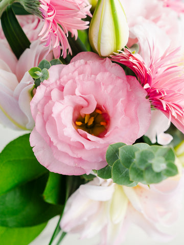 【11月の誕生花】ユリの生花アレンジ